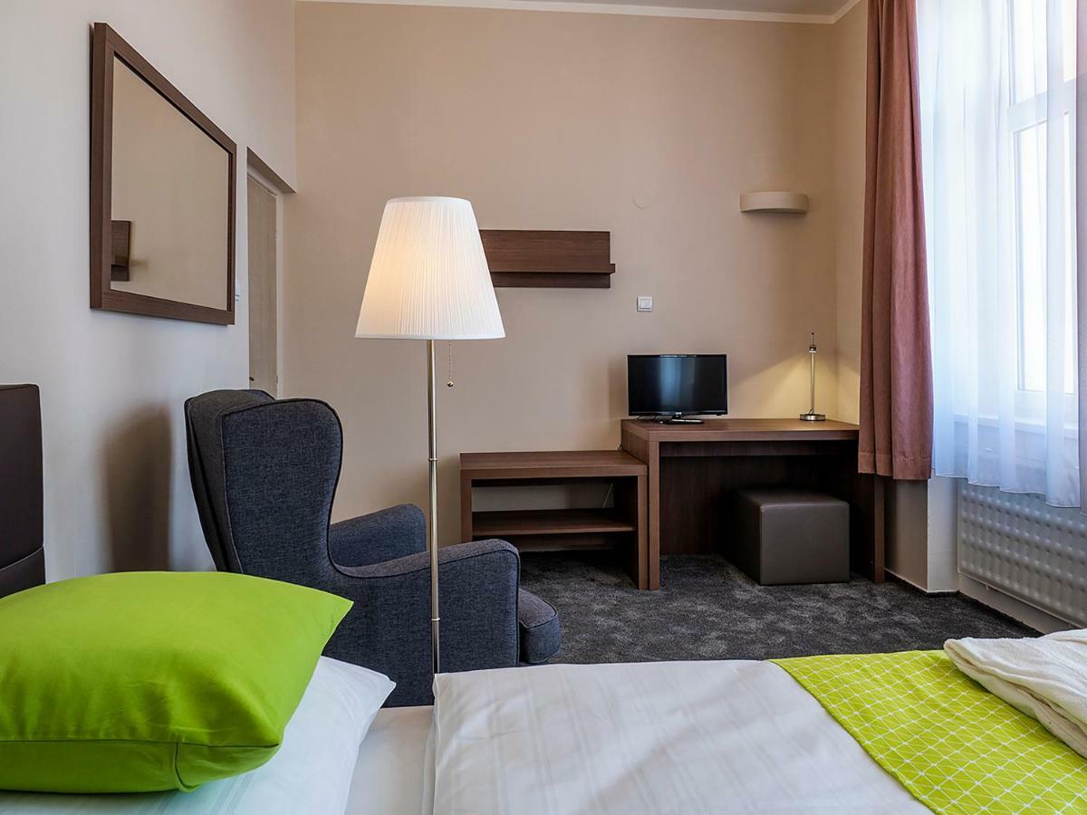 Hotel Olympia Ceska Lipa Exterior photo